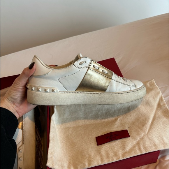 VALENTINO GARAVANI SNEAKERS - Picture 5 of 9